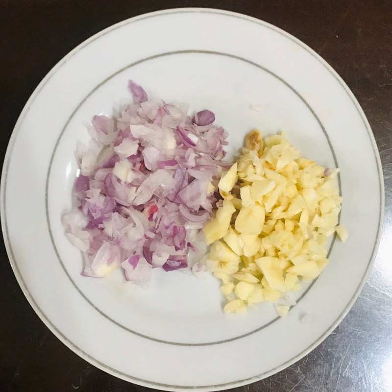 Bước 1 Sơ chế nguyên liệu Cá nục kho tiêu (công thức được chia sẻ từ người dùng)