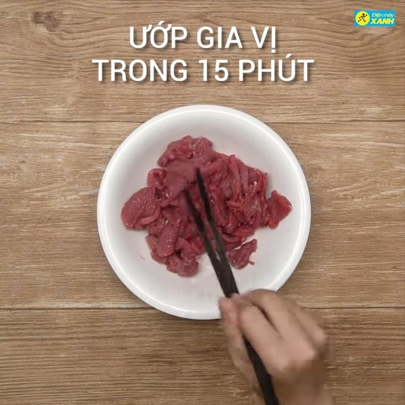 Bước 1 Sơ chế thịt bò Canh kim chi thịt bò