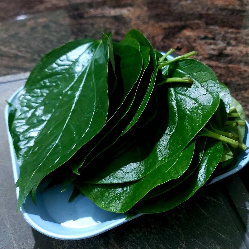 Bước 1 Sơ chế nguyên liệu Chả lá lốt thịt heo