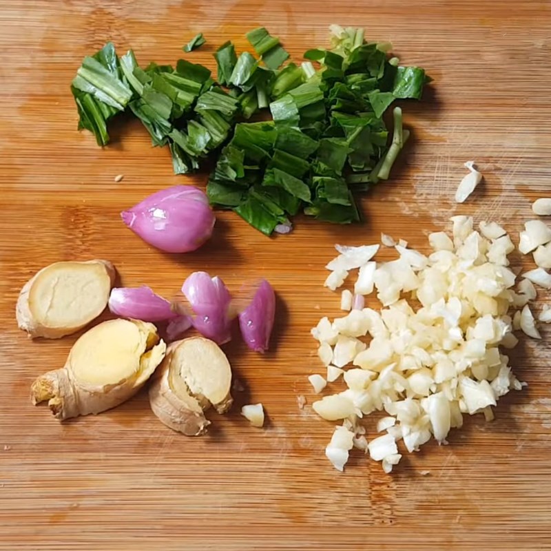 Bước 3 Sơ chế nguyên liệu khác Lẩu gà lá giang