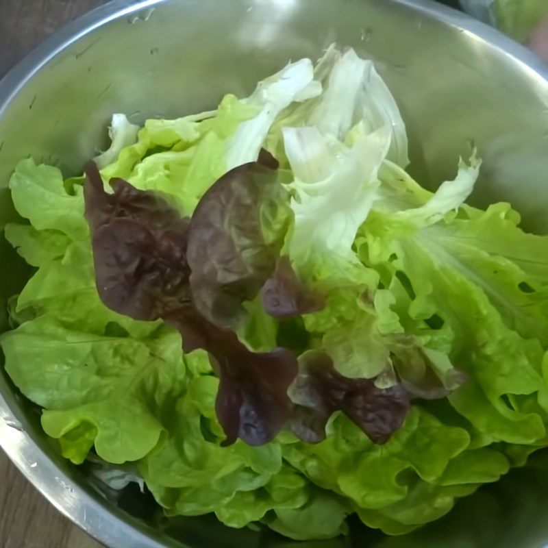 Bước 2 Sơ chế nguyên liệu phụ Bánh tôm chiên khoai lang