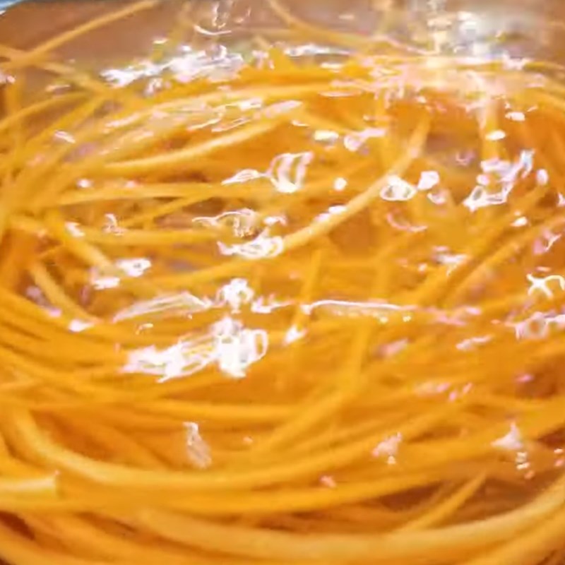 Bước 1 Sơ chế rau Nộm đu đủ cà rốt