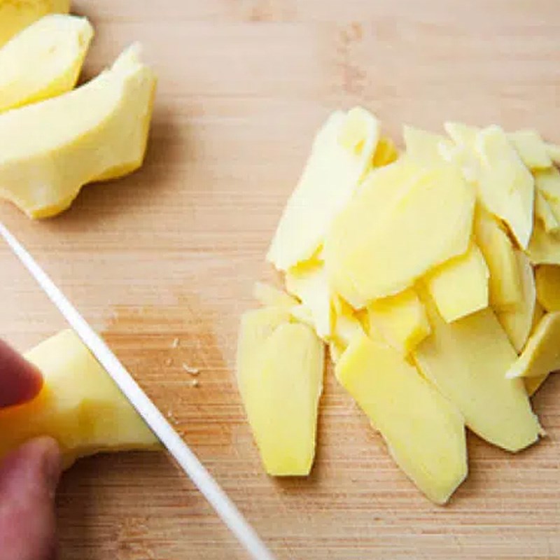 Bước 3 Sơ chế rau củ Cách làm súp bào ngư vi cá