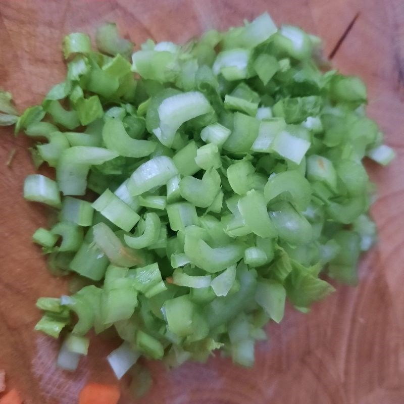 Bước 1 Sơ chế rau củ Trứng chiên rau củ