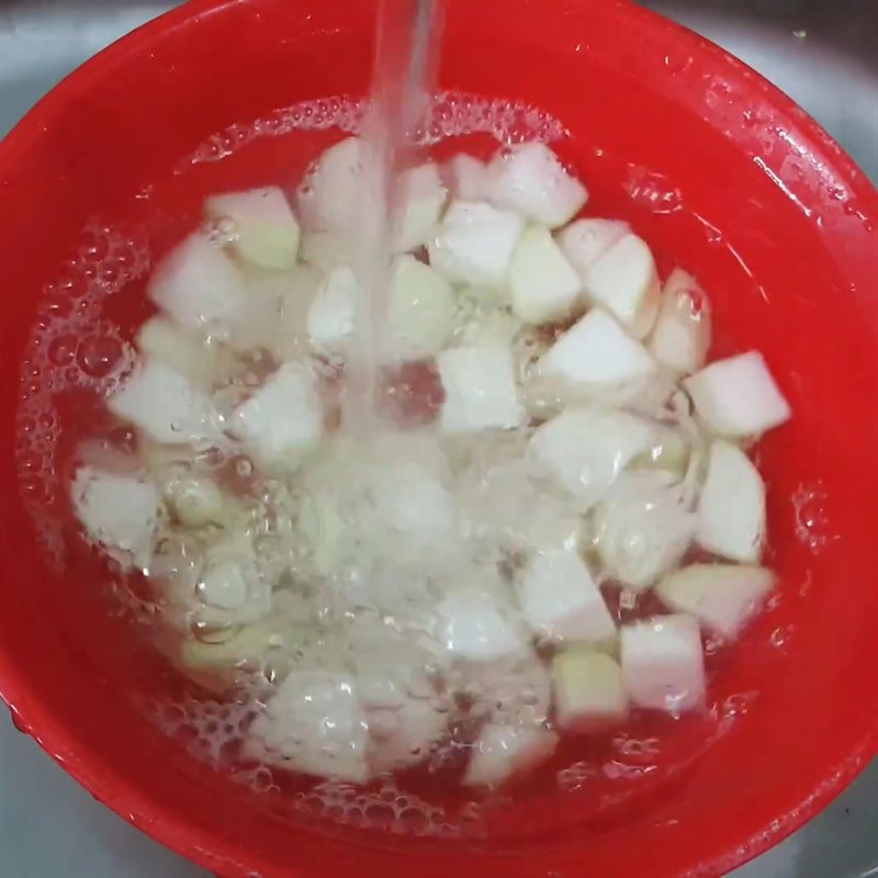 Bước 1 Sơ chế su hào Kim chi su hào