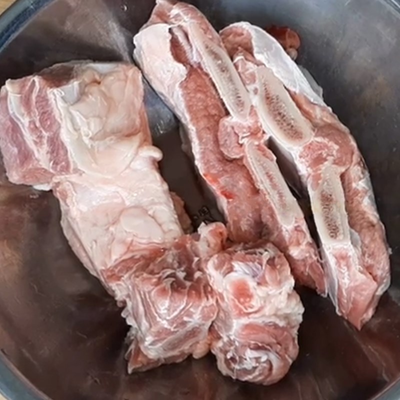 Bước 1 Sơ chế sườn bò Phở sườn bò
