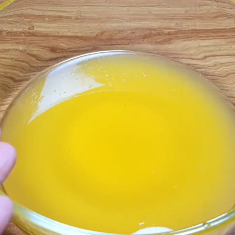 Bước 1 Sơ chế tắc Nước mắm tắc