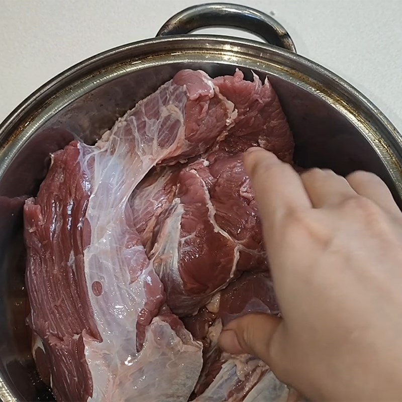 Bước 1 Sơ chế thịt trâu và rau răm Thịt trâu xào rau răm