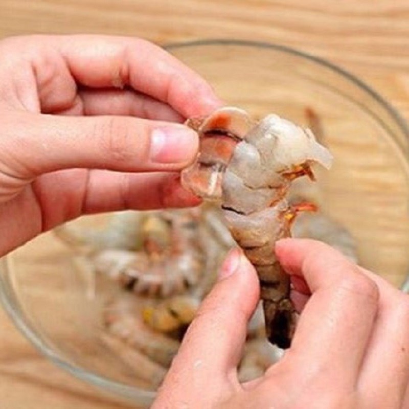 Bước 1 Sơ chế thịt và tôm Gỏi rau càng cua tôm thịt
