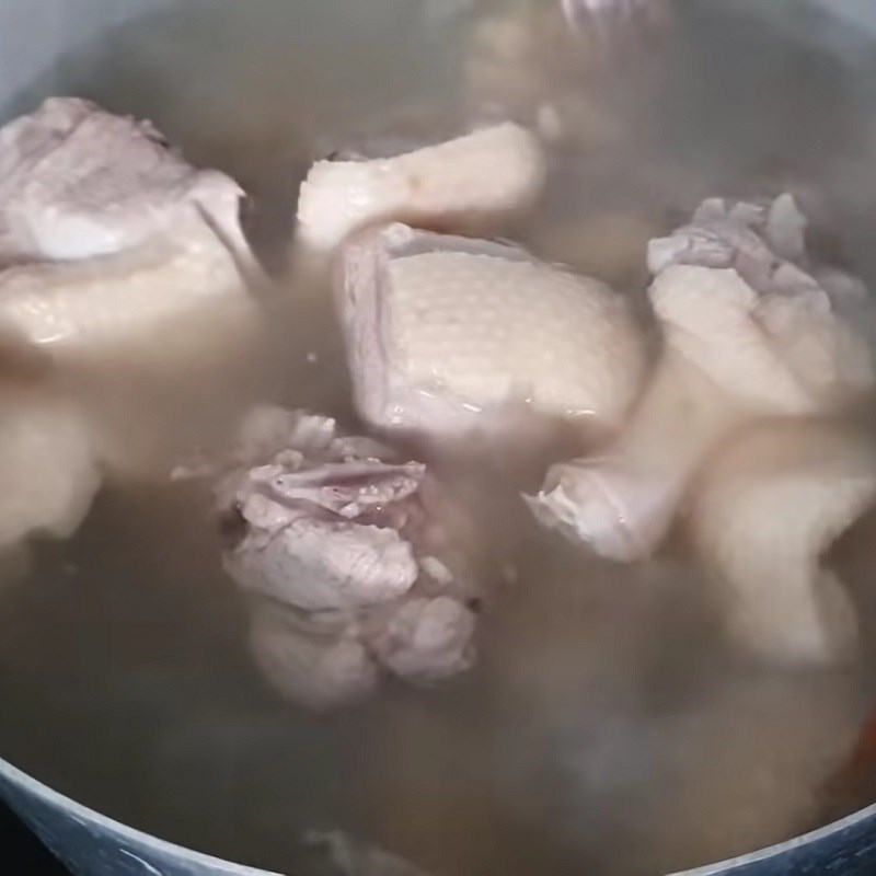 Bước 1 Sơ chế thịt vịt Thịt vịt kho tàu