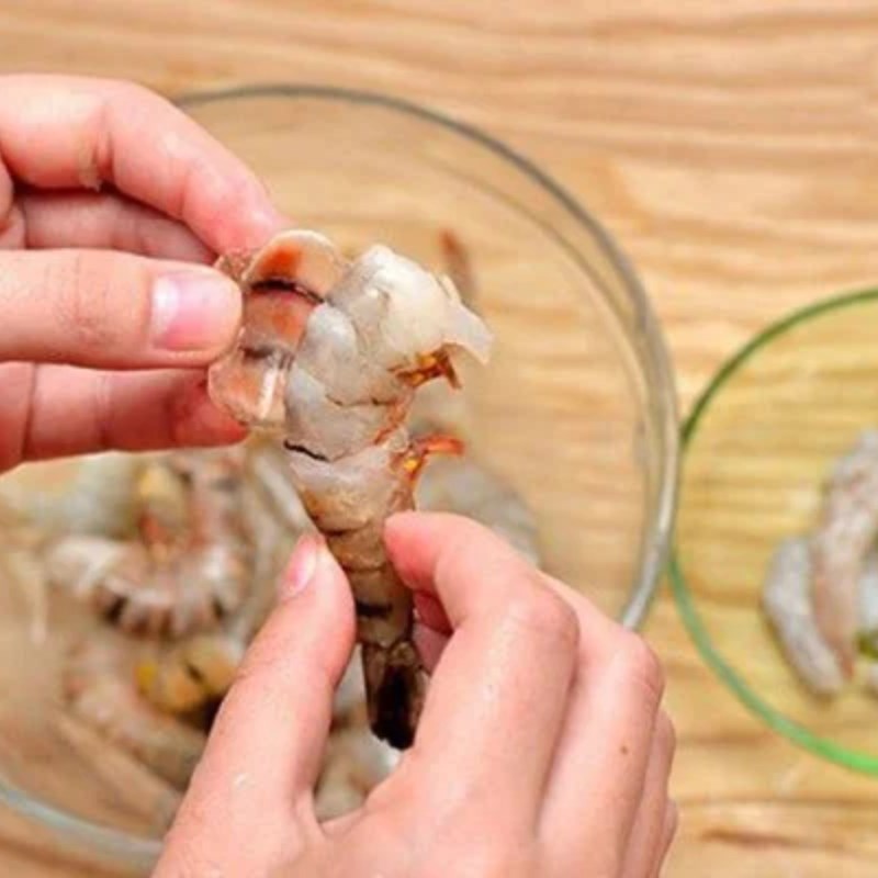Bước 1 Sơ chế tôm Tôm chiên phô mai