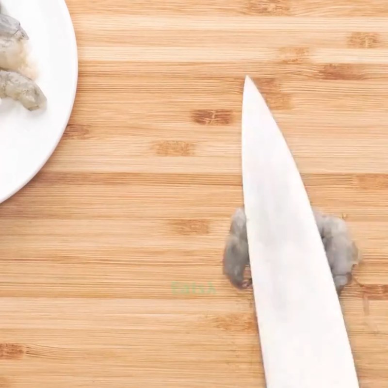 Bước 1 Sơ chế tôm Cháo tôm bí xanh