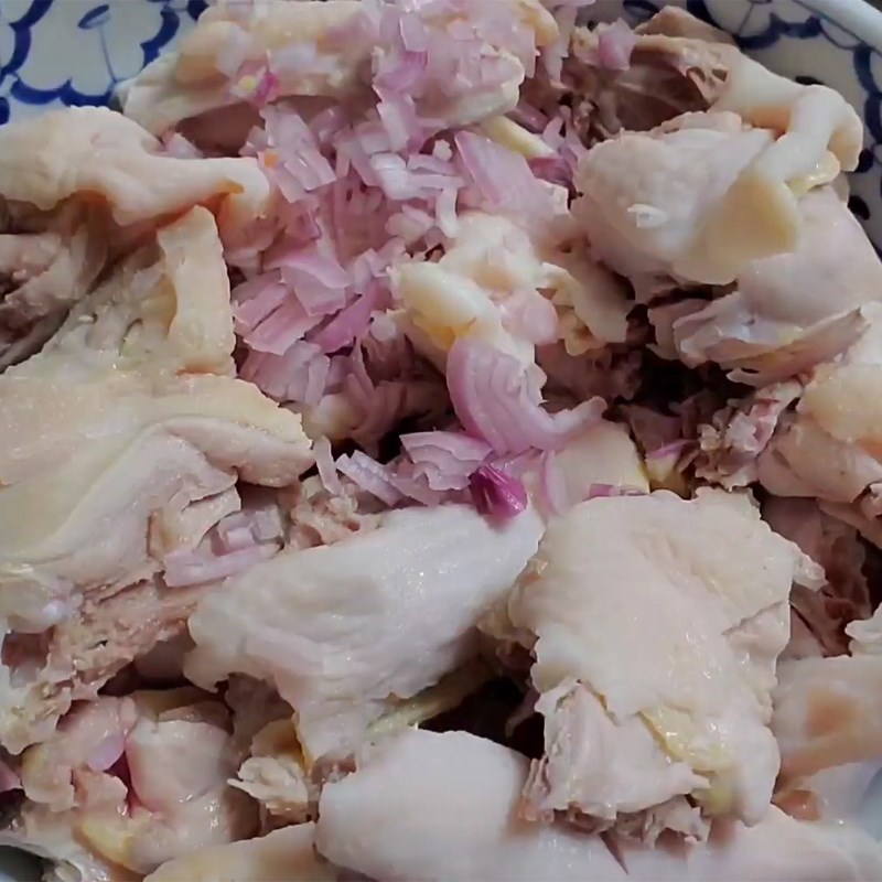 Bước 1 Sơ chế và ướp gà Gà hầm đậu đỏ