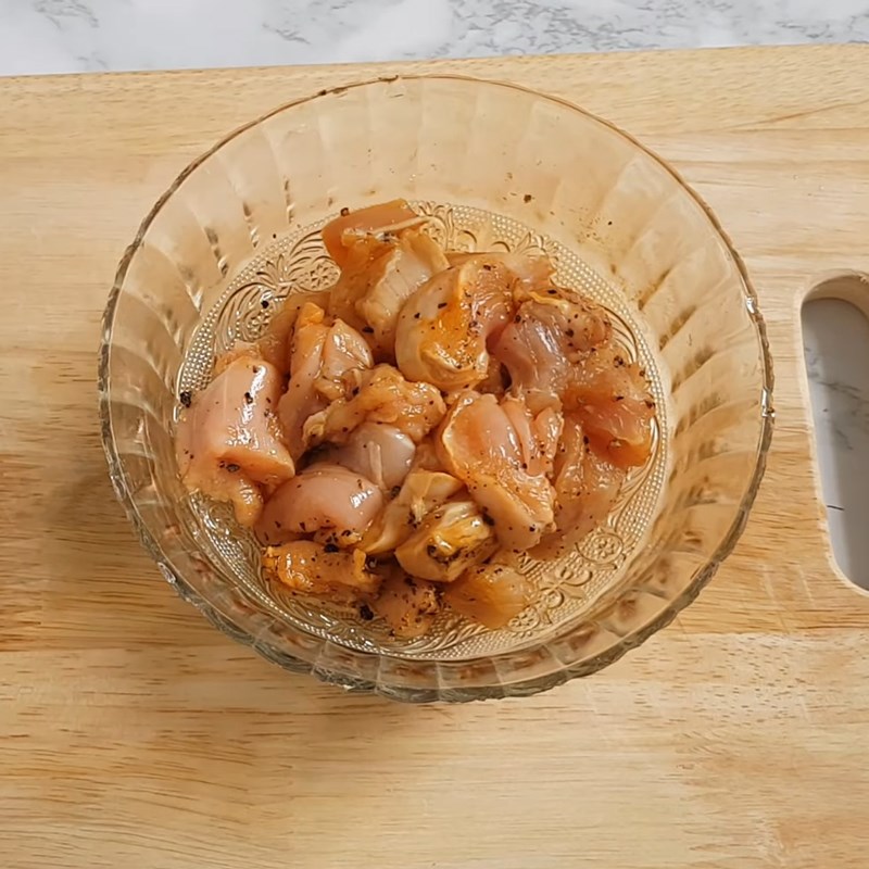 Bước 1 Sơ chế và ướp gà Gà chiên sả ớt với sả cọng