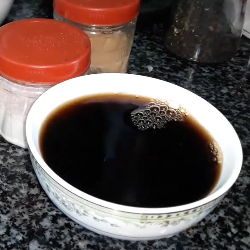 Bước 2 Sơ chế và ướp sườn bò Sườn hầm nước tương