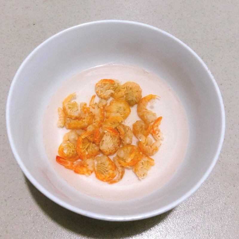 Bước 1 Sơ chế nguyên liệu Canh cải thảo tôm khô