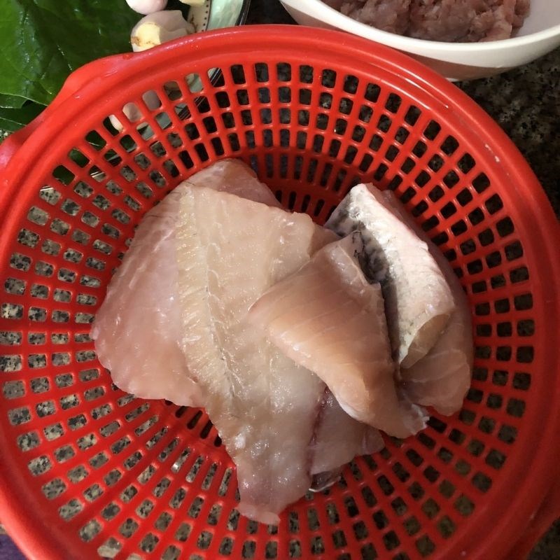 Bước 1 Sơ chế nguyên liệu Chả cá lá lốt