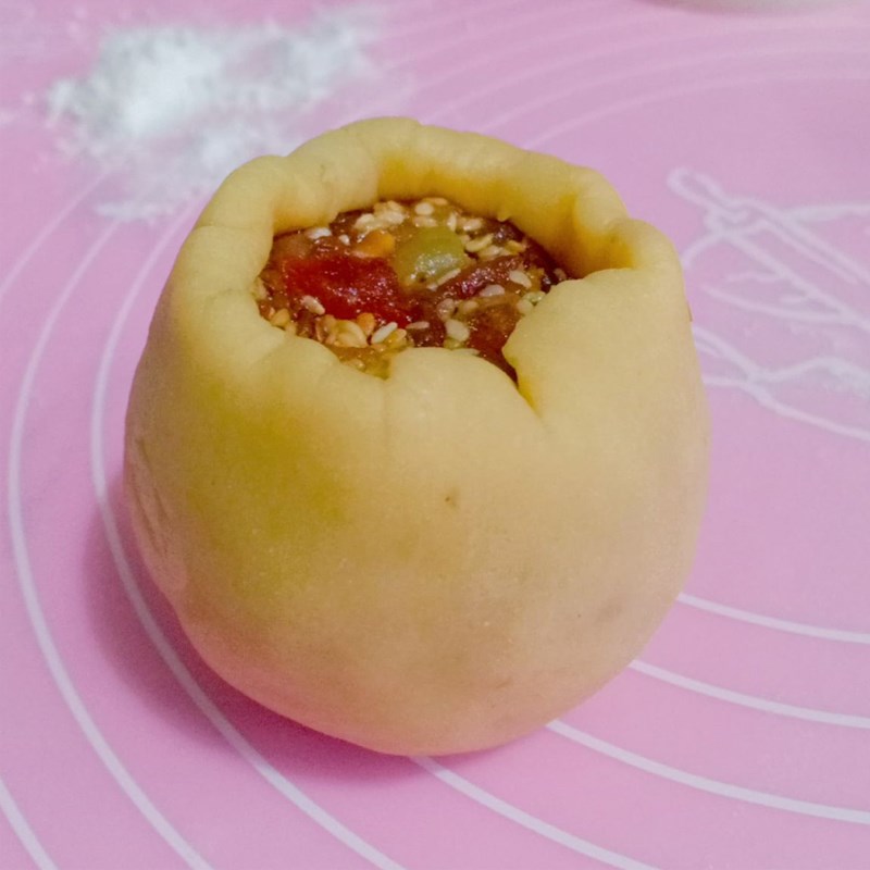 Bước 5 Tạo hình bánh Bánh trung thu thập cẩm (công thức được chia sẻ từ người dùng)