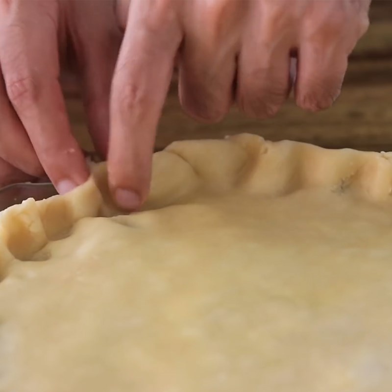 Bước 7 Tạo hình bánh Bánh khoai tây thịt bò - La tourtiere