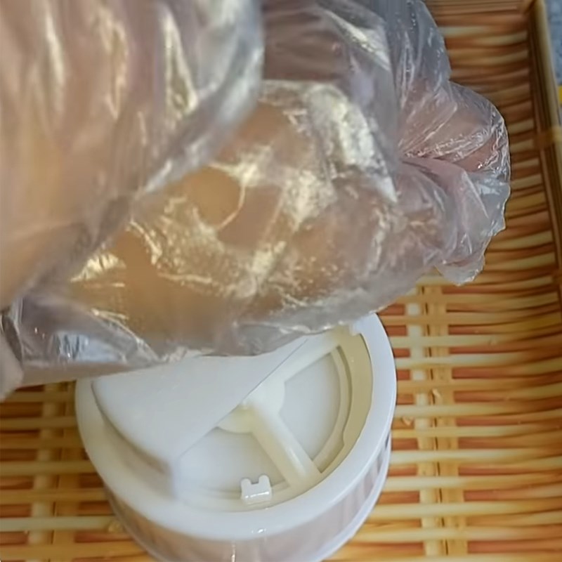 Bước 4 Tạo hình bánh Bánh Trung Thu thập cẩm chay không cần lò nướng