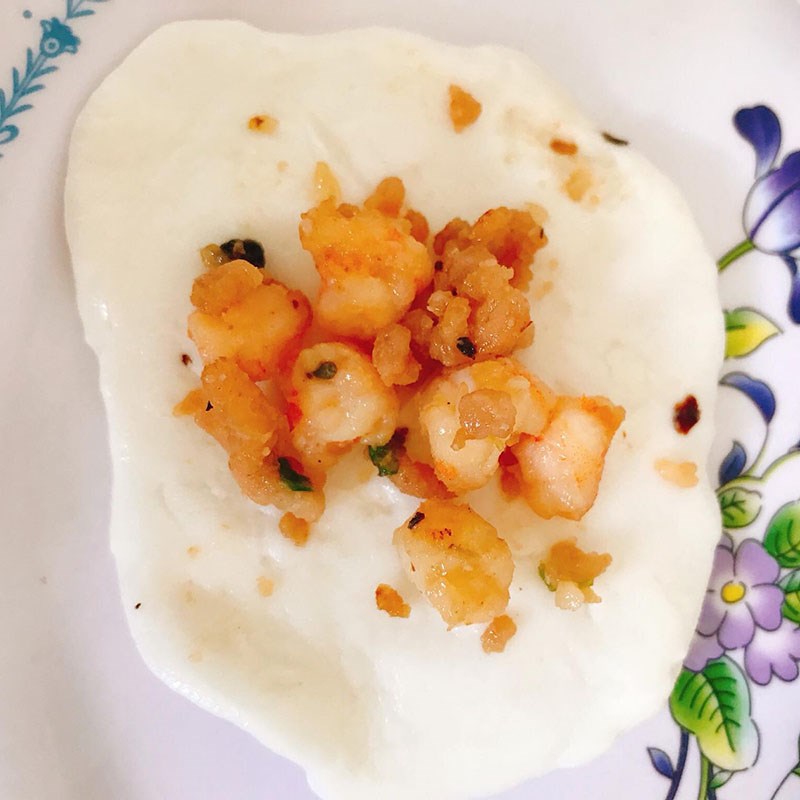Bước 3 Tạo hình cho bánh Há cảo hấp nhân tôm thịt (công thức được chia sẻ từ người dùng)