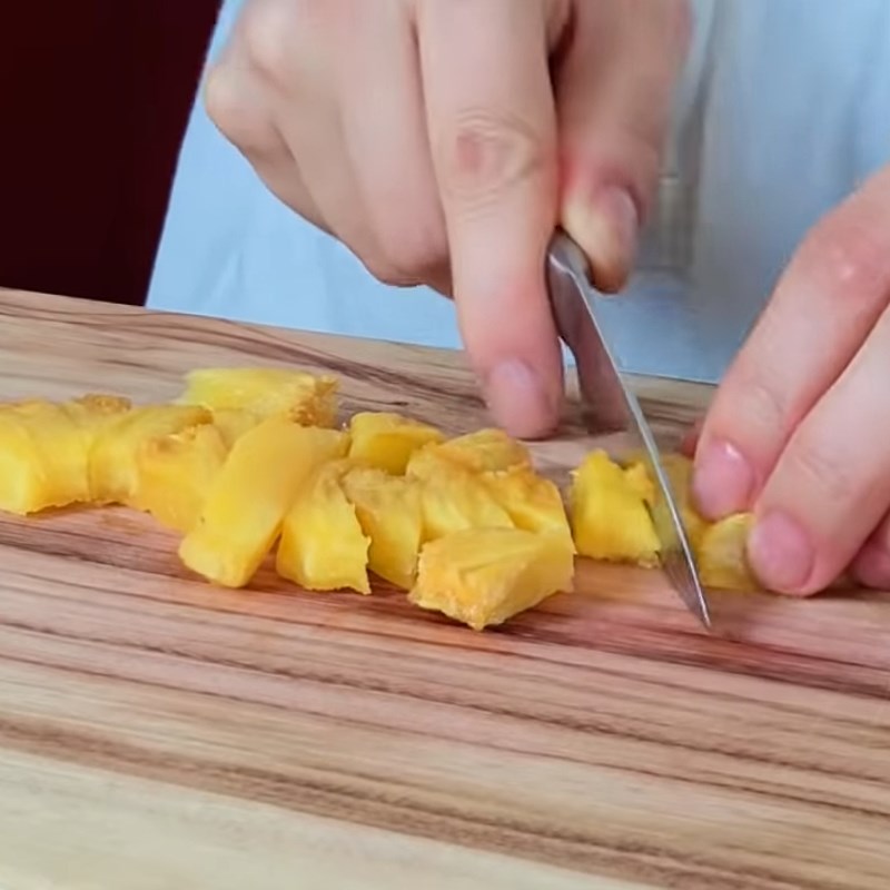 Bước 2 Tạo hình dứa Bánh phô mai nướng dứa