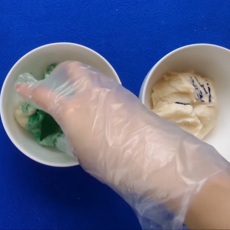 Bước 2 Tạo màu Bánh đuông dừa
