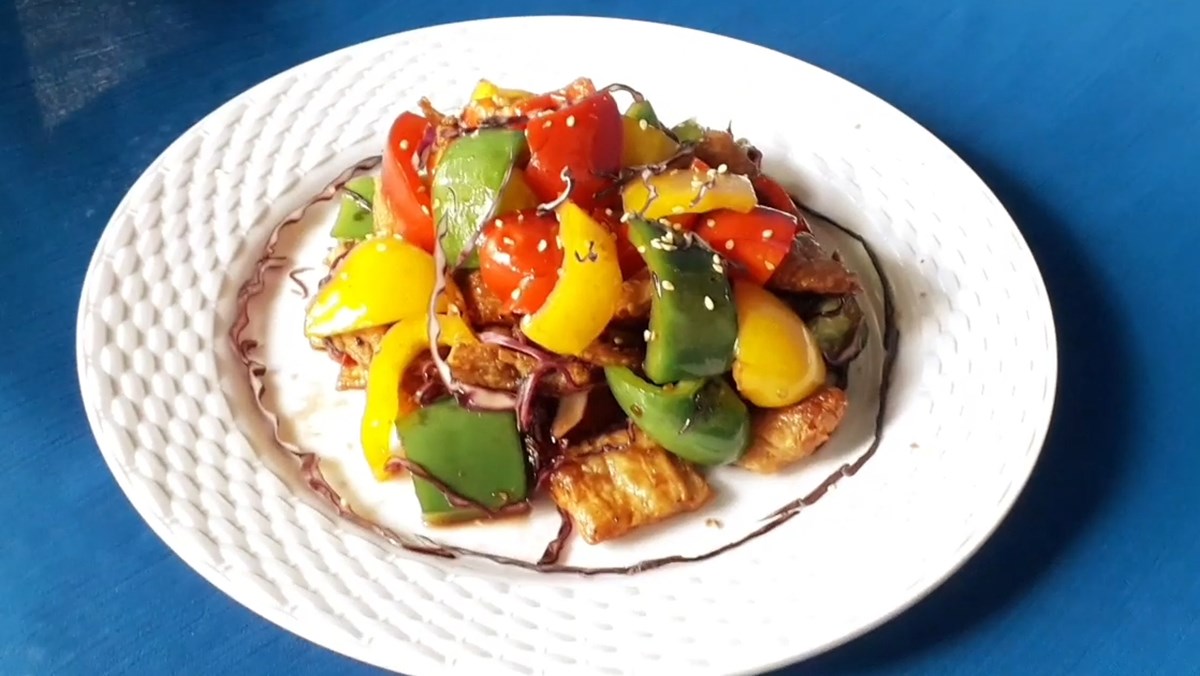 Tàu hũ ky xào ớt chuông