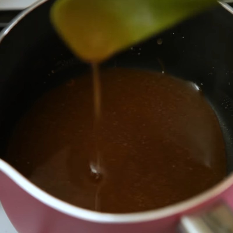 Bước 1 Thắng đường caramel Bánh flan sữa tươi và sữa đặc nướng