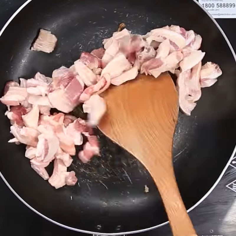 Bước 2 Thắng tóp mỡ Cá cơm khô rim thịt