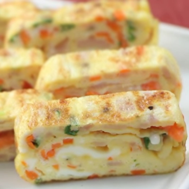 Bước 5 Thành phẩm Trứng cuộn Hàn Quốc xúc xích