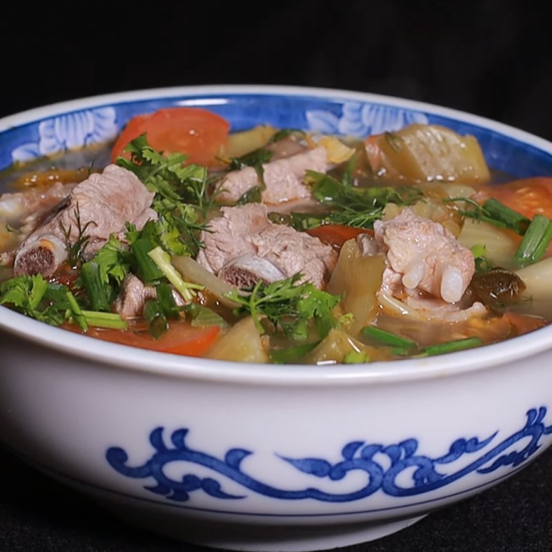 Bước 6 Thành phẩm Canh cải chua sườn non heo