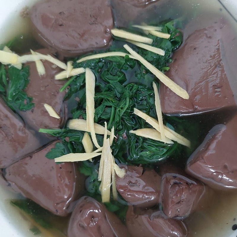 Bước 4 Thành phẩm Canh huyết chưng rau ngải cứu (Công thức được chia sẻ từ người dùng)