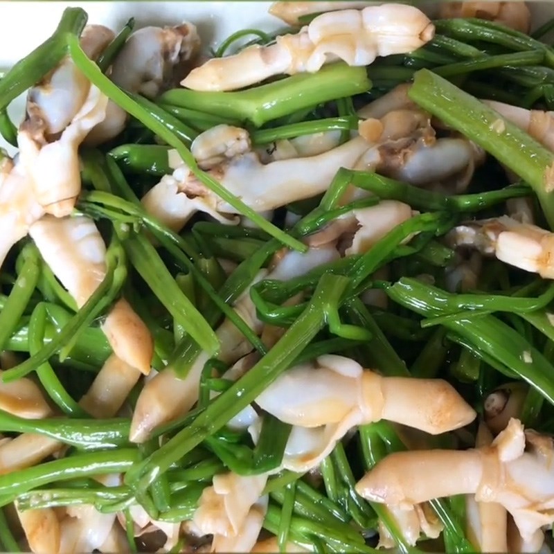 Bước 4 Thành phẩm Ốc móng tay xào rau muống