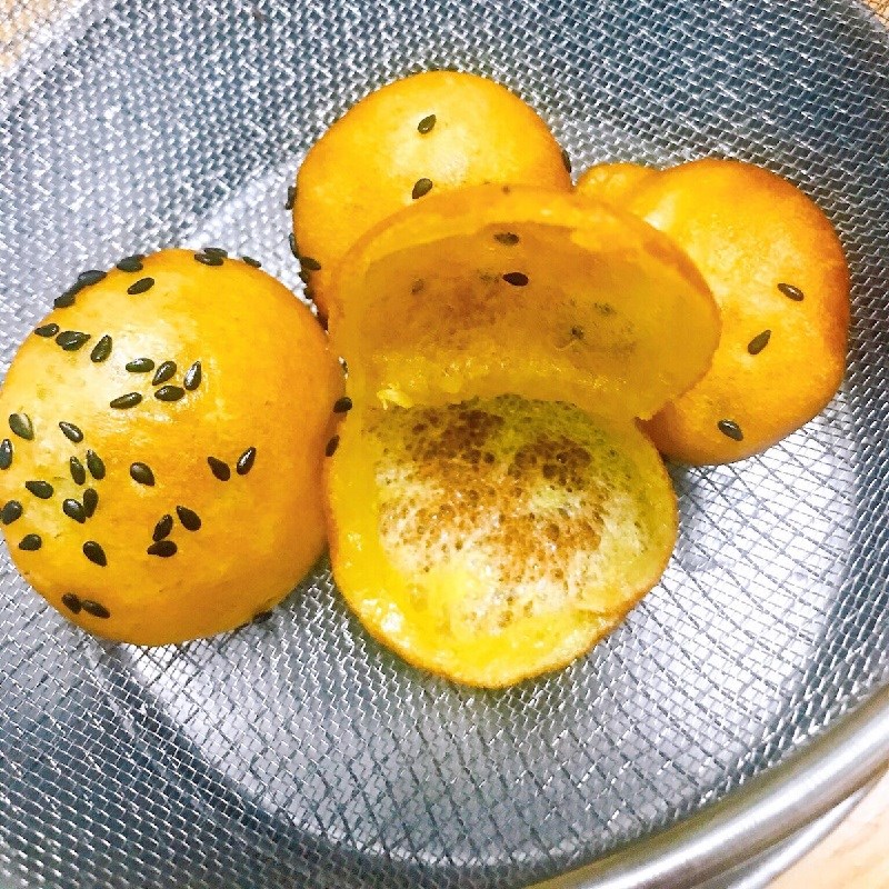 Bước 4 Thành phẩm Bánh khoai lang chiên phồng