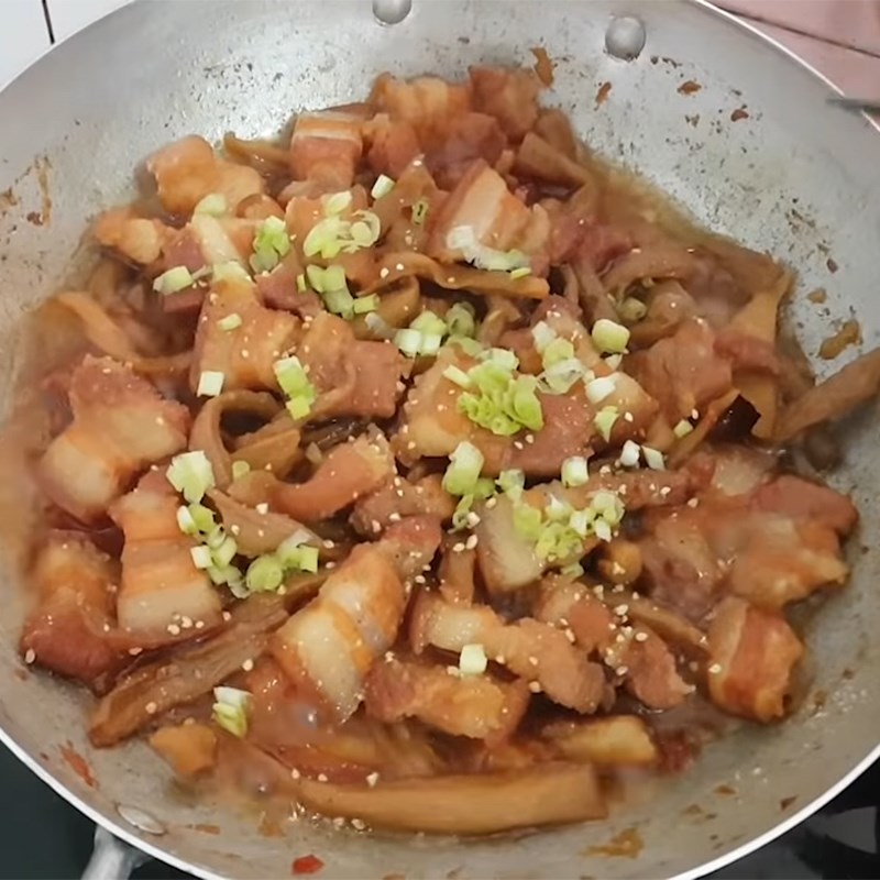 Bước 4 Thành phẩm Thịt kho củ cải muối