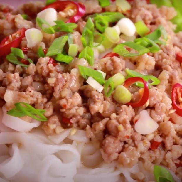 Bước 4 Thành phẩm Phở trộn thịt băm