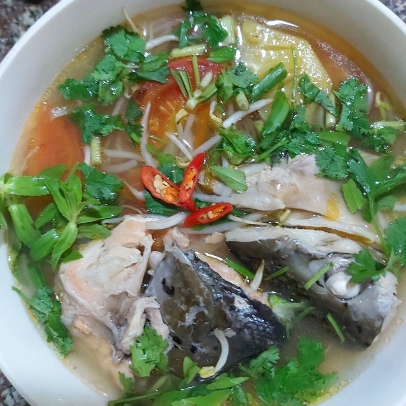 Bước 5 Thành phẩm Canh chua đầu cá hồi (công thức được chia sẻ từ người dùng)