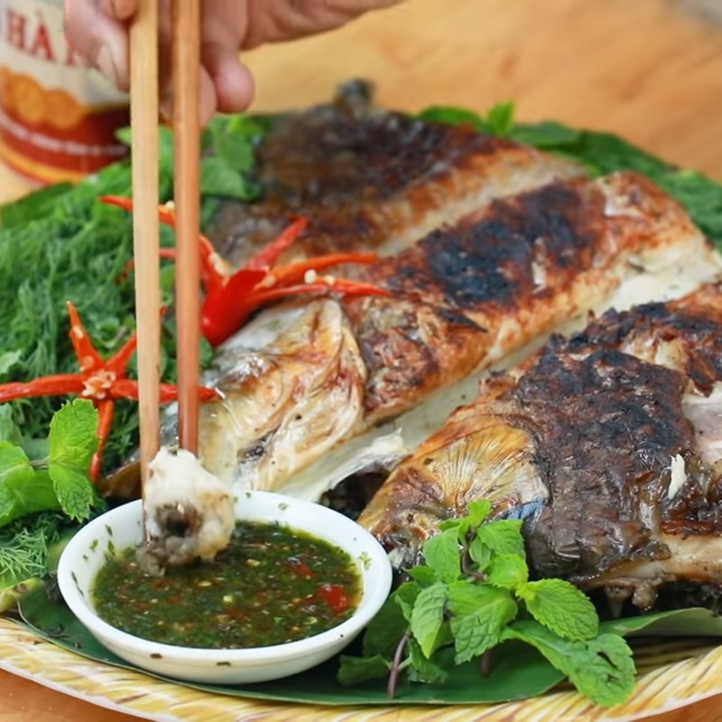 Bước 4 Thành phẩm Cá nướng pa pỉnh tộp bằng bếp than