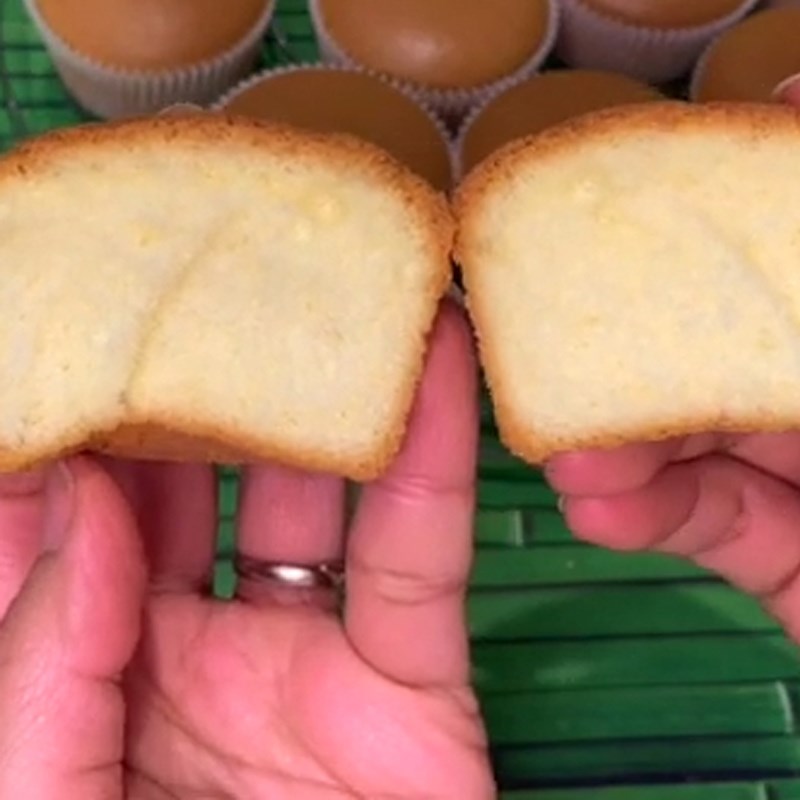 Bước 5 Thành phẩm Bánh cupcake bông lan sữa đặc