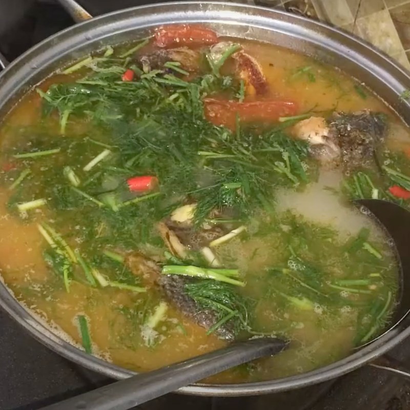 Bước 5 Thành phẩm Cá chim nấu canh chua với mẻ