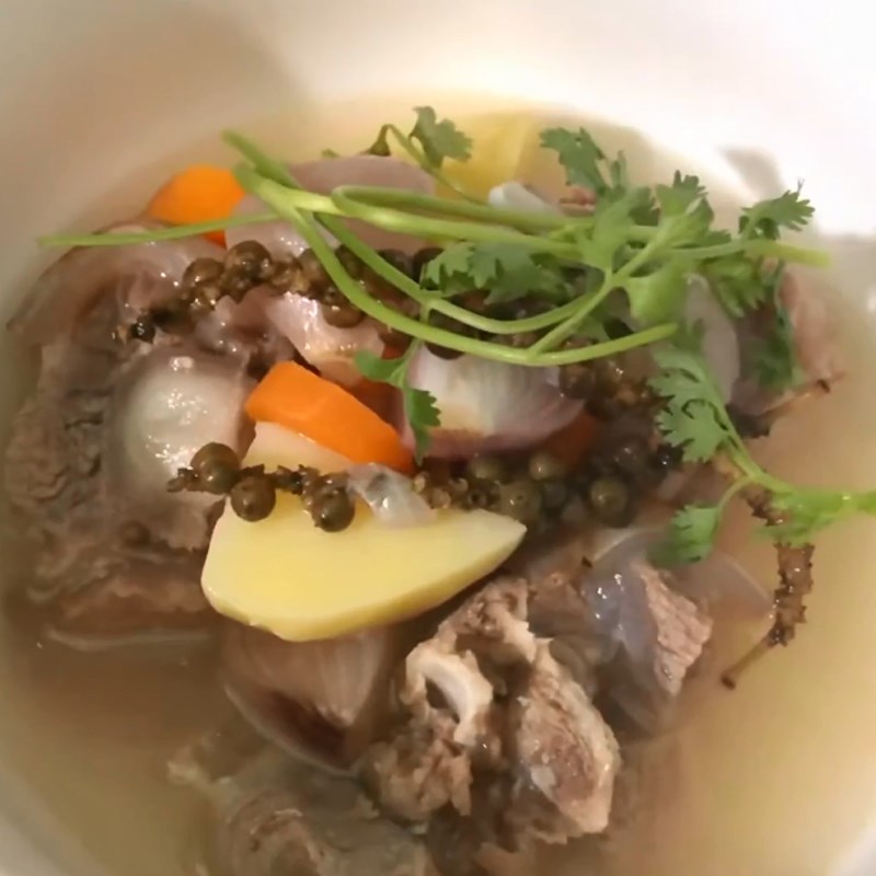 Bước 5 Thành phẩm Đuôi bò hầm tiêu xanh