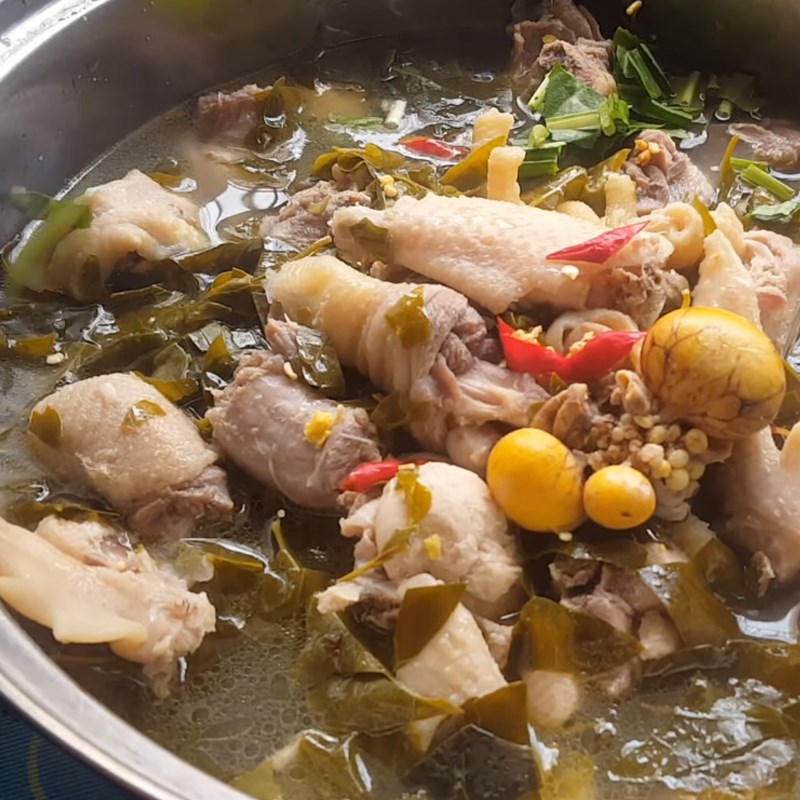 Bước 6 Thành phẩm Lẩu gà lá giang