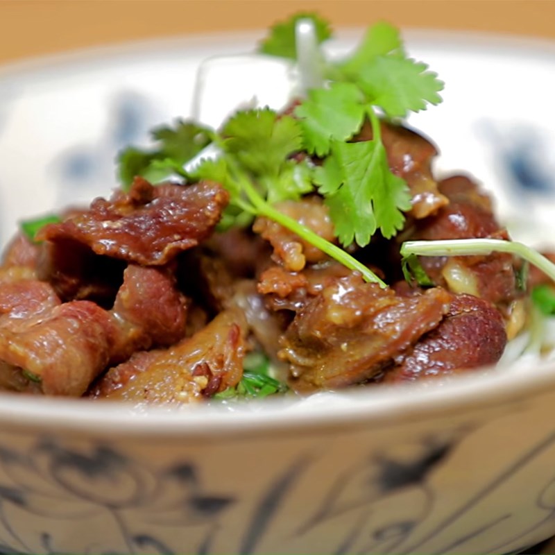 Bước 6 Thành phẩm Phở bò sốt vang