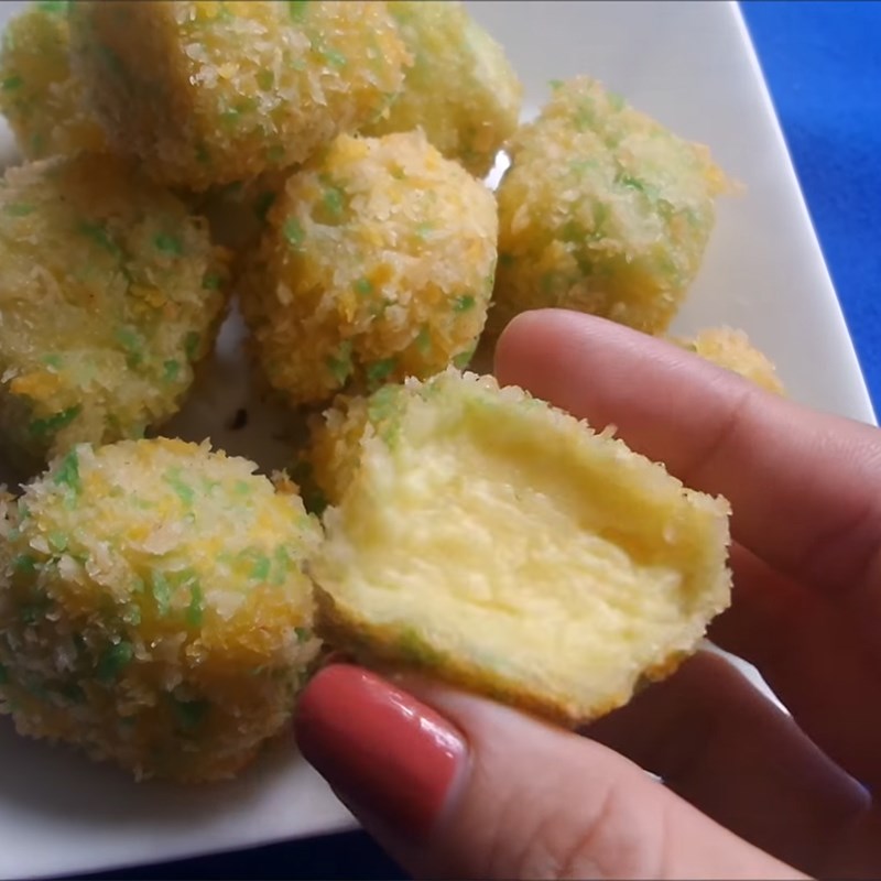 Bước 5 Thành phẩm Bánh bắp chiên xù
