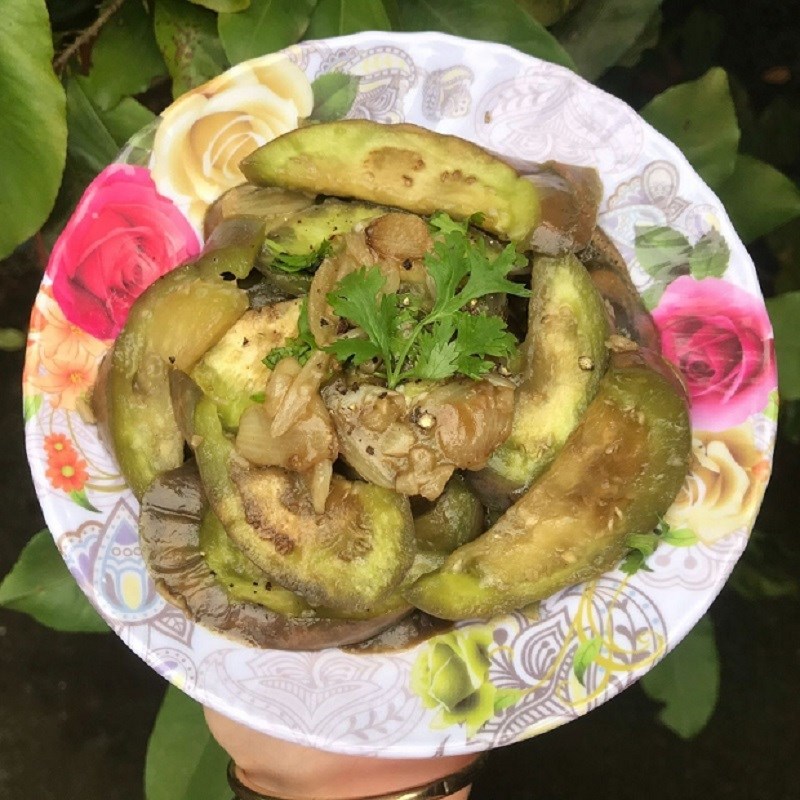 Bước 3 Thành phẩm Cà tím xào tỏi