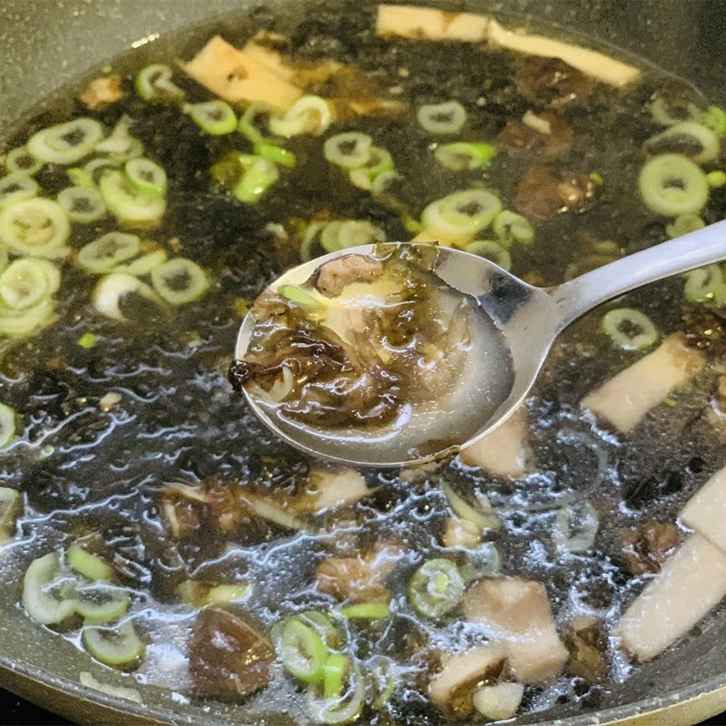 Bước 3 Thành phẩm Canh rong biển thịt bò bằm