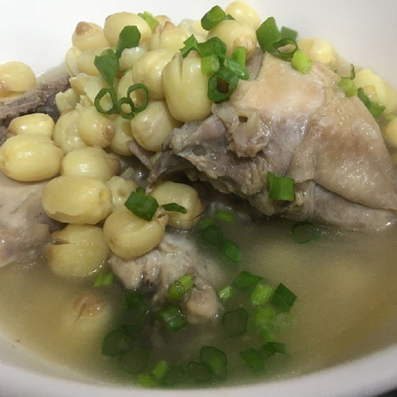 Bước 3 Thành phẩm Gà hầm hạt sen