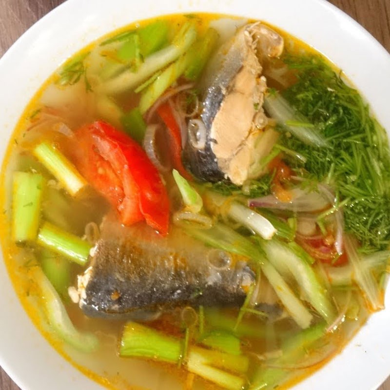 Bước 5 Thành phẩm Canh cá hồi nấu ngót