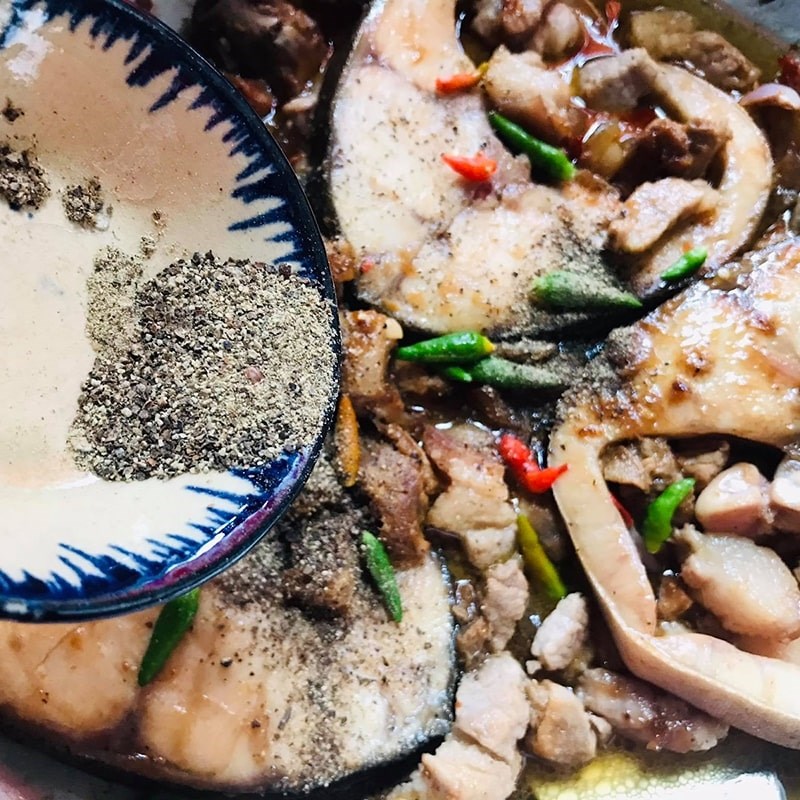 Bước 4 Kho cá Cá bớp kho thịt ba chỉ